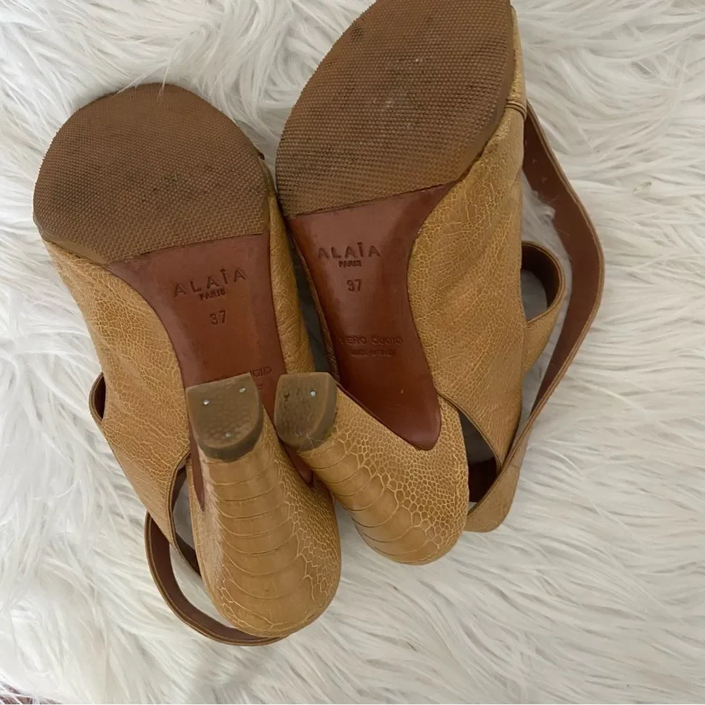Alaïa Paris Tan Python Leather Open Toe Ankle Strap Heel Sandals 37 EU, 6.5 US